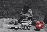 Image Pueblo Native American Indian faïence United States USA, 1920, de la seconde 16 séquences d'archives historiques vidéo 65675075283