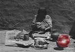Image Pueblo Native American Indian faïence United States USA, 1920, de la seconde 17 séquences d'archives historiques vidéo 65675075283