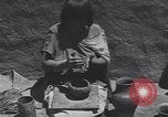 Image Pueblo Native American Indian faïence United States USA, 1920, de la seconde 34 séquences d'archives historiques vidéo 65675075283
