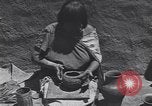 Image Pueblo Native American Indian faïence United States USA, 1920, de la seconde 52 séquences d'archives historiques vidéo 65675075283