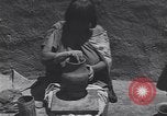 Image Pueblo Native American Indian faïence United States USA, 1920, de la seconde 57 séquences d'archives historiques vidéo 65675075283
