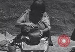 Image Pueblo Native American Indian faïence United States USA, 1920, de la seconde 60 séquences d'archives historiques vidéo 65675075283