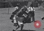 Standbild Pueblo Native American Indian Menschen Tanz und Trommel United States USA, 1920, aus Sekunde 37 historischem Filmmaterial Videoclip 65675075284