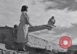 Standbild Hopi Native American Indian woman Utah United States USA, 1937, aus Sekunde 57 historischem Filmmaterial Videoclip 65675075288