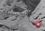 Standbild Rainbow Bridge Utah United States USA, 1937, aus Sekunde 4 historischem Filmmaterial Videoclip 65675075289