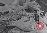 Standbild Rainbow Bridge Utah United States USA, 1937, aus Sekunde 11 historischem Filmmaterial Videoclip 65675075289
