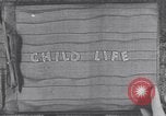 Standbild Native American Indian Kinder United States USA, 1933, aus Sekunde 12 historischem Filmmaterial Videoclip 65675075290