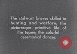 Standbild Native American Indian Kinder United States USA, 1933, aus Sekunde 54 historischem Filmmaterial Videoclip 65675075290