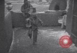 Standbild Native American Indian Kinder Arizona United States USA, 1933, aus Sekunde 61 historischem Filmmaterial Videoclip 65675075291