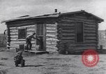 Standbild American-Indian Kinder United States USA, 1933, aus Sekunde 11 historischem Filmmaterial Videoclip 65675075292