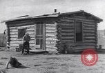 Standbild American-Indian Kinder United States USA, 1933, aus Sekunde 14 historischem Filmmaterial Videoclip 65675075292