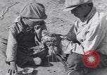 Standbild American-Indian Kinder United States USA, 1933, aus Sekunde 22 historischem Filmmaterial Videoclip 65675075292