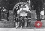 Immagine di Native American Indian educazione degli studenti United States USA, 1933, secondo 8 filmato di repertorio 65675075298
