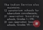 Immagine di Native American Indian educazione degli studenti United States USA, 1933, secondo 42 filmato di repertorio 65675075298