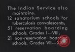 Immagine di Native American Indian educazione degli studenti United States USA, 1933, secondo 43 filmato di repertorio 65675075298