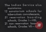 Immagine di Native American Indian educazione degli studenti United States USA, 1933, secondo 44 filmato di repertorio 65675075298