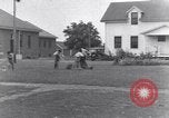 Immagine di Native American Indian boarding shcool studenti play sports Minnesota United States USA, 1933, secondo 36 filmato di repertorio 65675075299