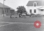 Immagine di Native American Indian boarding shcool studenti play sports Minnesota United States USA, 1933, secondo 38 filmato di repertorio 65675075299