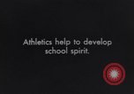 Immagine di Native American Indian boarding shcool studenti play sports Minnesota United States USA, 1933, secondo 46 filmato di repertorio 65675075299