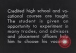 Standbild Native Amerikanische Studenten in Arbeit Schulprogramm United States USA, 1933, aus Sekunde 30 historischem Filmmaterial Videoclip 65675075301