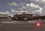 Standbild UH-1D Iroquois Hubschrauber Vietnam, 1966, aus Sekunde 12 historischem Filmmaterial Videoclip 65675075308