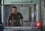 Standbild USA nicht beauftragte Officer Vietnam, 1966, aus Sekunde 7 historischem Filmmaterial Videoclip 65675075309