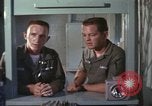 Standbild USA nicht beauftragte Officer Vietnam, 1966, aus Sekunde 15 historischem Filmmaterial Videoclip 65675075309