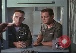 Standbild USA nicht beauftragte Officer Vietnam, 1966, aus Sekunde 17 historischem Filmmaterial Videoclip 65675075309