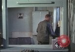 Standbild USA nicht beauftragte Officer Vietnam, 1966, aus Sekunde 21 historischem Filmmaterial Videoclip 65675075309