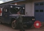 Standbild USA nicht beauftragte Officer Vietnam, 1966, aus Sekunde 31 historischem Filmmaterial Videoclip 65675075309