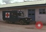 Standbild USA nicht beauftragte Officer Vietnam, 1966, aus Sekunde 40 historischem Filmmaterial Videoclip 65675075309