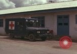 Standbild USA nicht beauftragte Officer Vietnam, 1966, aus Sekunde 53 historischem Filmmaterial Videoclip 65675075309