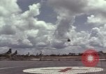 Standbild USA Soldaten Vietnam, 1966, aus Sekunde 26 historischem Filmmaterial Videoclip 65675075310