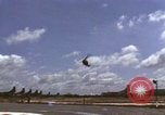 Standbild USA Soldaten Vietnam, 1966, aus Sekunde 8 historischem Filmmaterial Videoclip 65675075311