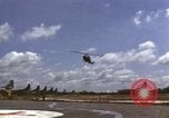 Standbild USA Soldaten Vietnam, 1966, aus Sekunde 11 historischem Filmmaterial Videoclip 65675075311