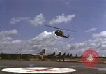 Standbild USA Soldaten Vietnam, 1966, aus Sekunde 17 historischem Filmmaterial Videoclip 65675075311