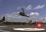 Standbild USA Soldaten Vietnam, 1966, aus Sekunde 22 historischem Filmmaterial Videoclip 65675075311