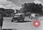 Standbild Evakuierung Krankenhaus europäische Theater, 1945, aus Sekunde 11 historischem Filmmaterial Videoclip 65675075313