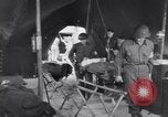 Standbild Evakuierung Krankenhaus europäische Theater, 1945, aus Sekunde 27 historischem Filmmaterial Videoclip 65675075313