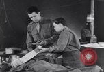 Standbild Evakuierung Krankenhaus europäische Theater, 1945, aus Sekunde 32 historischem Filmmaterial Videoclip 65675075313