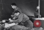 Standbild Evakuierung Krankenhaus europäische Theater, 1945, aus Sekunde 38 historischem Filmmaterial Videoclip 65675075313