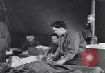 Standbild Evakuierung Krankenhaus europäische Theater, 1945, aus Sekunde 40 historischem Filmmaterial Videoclip 65675075313
