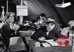 Standbild Evakuierung Krankenhaus europäische Theater, 1945, aus Sekunde 49 historischem Filmmaterial Videoclip 65675075313