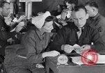 Standbild Evakuierung Krankenhaus europäische Theater, 1945, aus Sekunde 55 historischem Filmmaterial Videoclip 65675075313