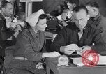 Standbild Evakuierung Krankenhaus europäische Theater, 1945, aus Sekunde 57 historischem Filmmaterial Videoclip 65675075313