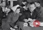 Standbild Evakuierung Krankenhaus europäische Theater, 1945, aus Sekunde 60 historischem Filmmaterial Videoclip 65675075313
