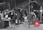 Standbild Evakuierung Krankenhaus europäische Theater, 1945, aus Sekunde 1 historischem Filmmaterial Videoclip 65675075314