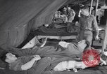 Standbild Evakuierung Krankenhaus europäische Theater, 1945, aus Sekunde 27 historischem Filmmaterial Videoclip 65675075314