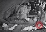 Standbild Evakuierung Krankenhaus europäische Theater, 1945, aus Sekunde 36 historischem Filmmaterial Videoclip 65675075314
