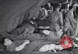 Standbild Evakuierung Krankenhaus europäische Theater, 1945, aus Sekunde 37 historischem Filmmaterial Videoclip 65675075314